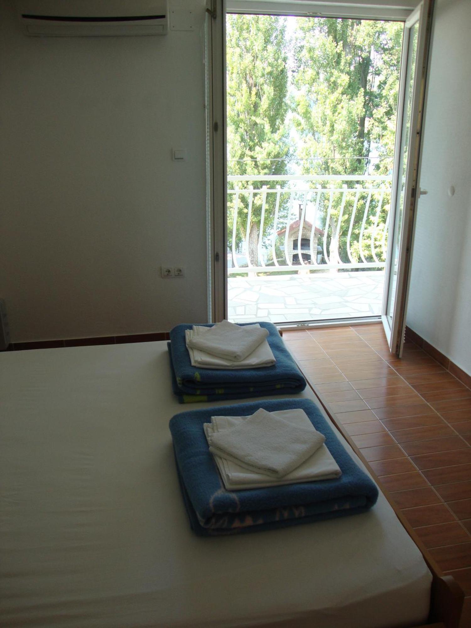 Franic Bacina Lakes Apartments Ploce  Exterior photo